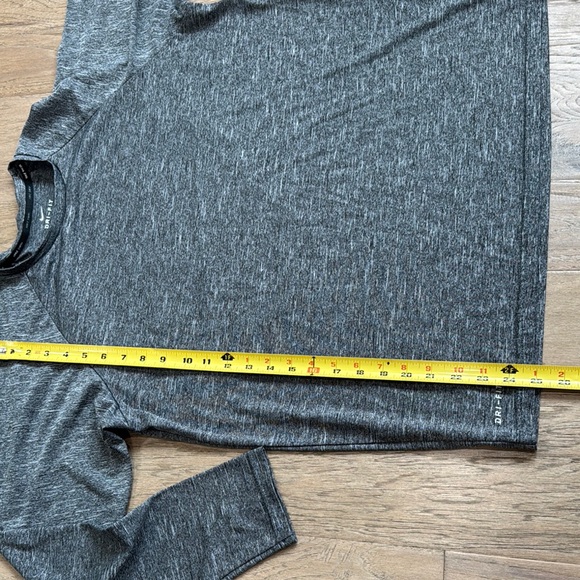 Nike Swim Dri Fit Men's Size Large Blue Heather Long Sleeve Crew Neck Tee - Picture 8 of 11